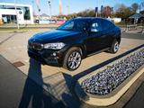BMW X6 xDrive30d - Vollausstattung / 8-fach Bereift - BMW: V6