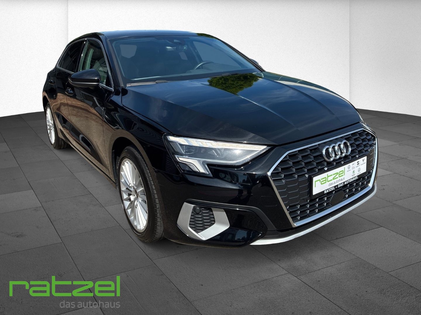 Fahrzeugabbildung Audi A3 Sportback Advanced TFSI Navi LED Apple CarPla