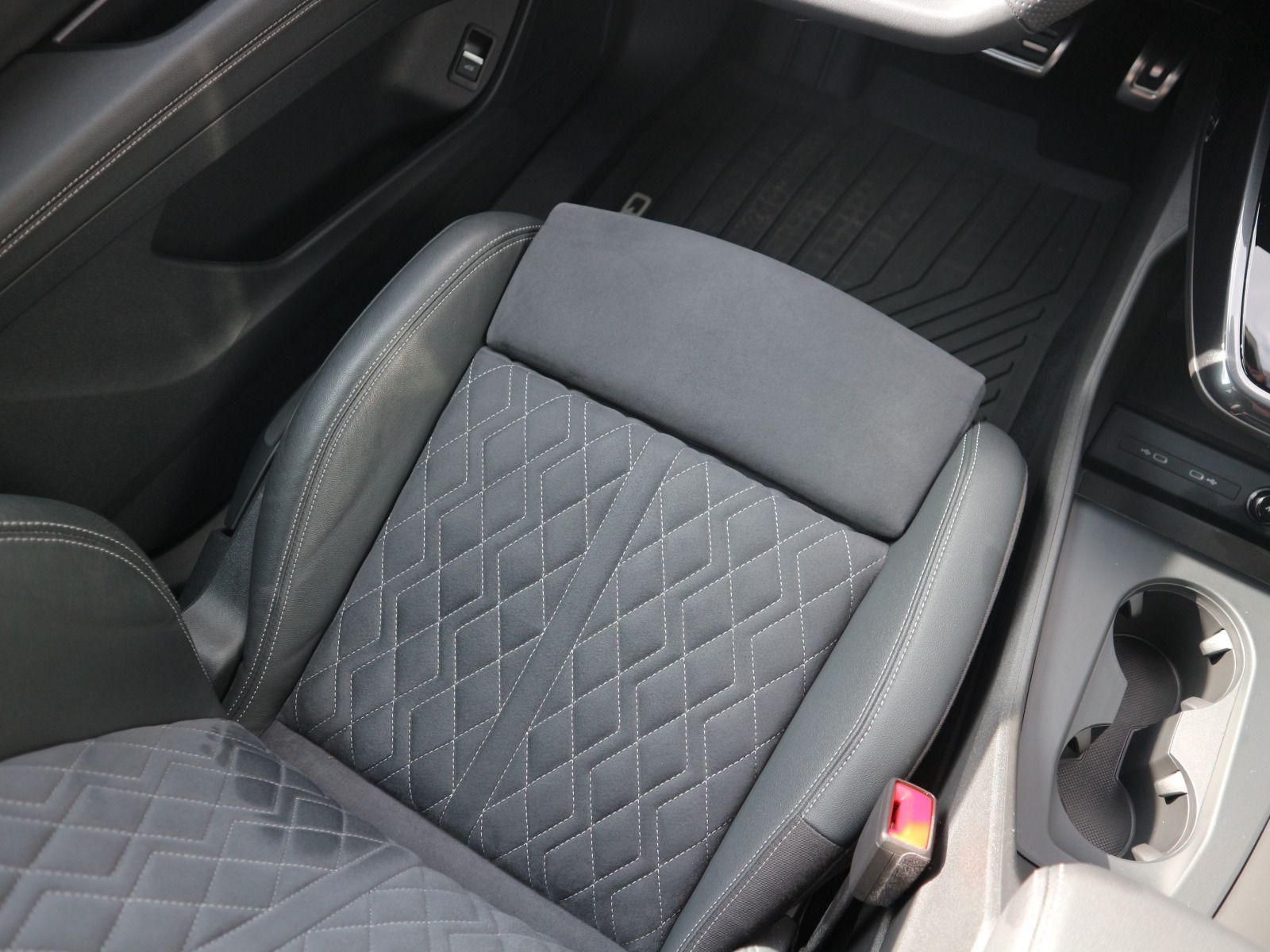 Audi Q4 e-tron - Bild 16