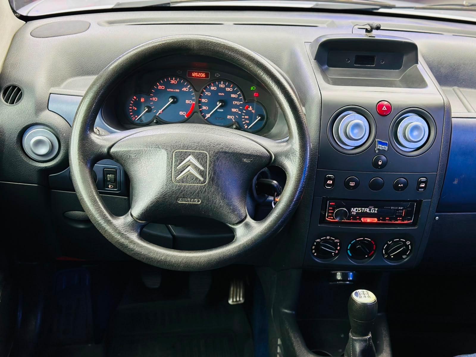 Citroën Berlingo-Schwneksitz-Behindertengerecht-Rampe
