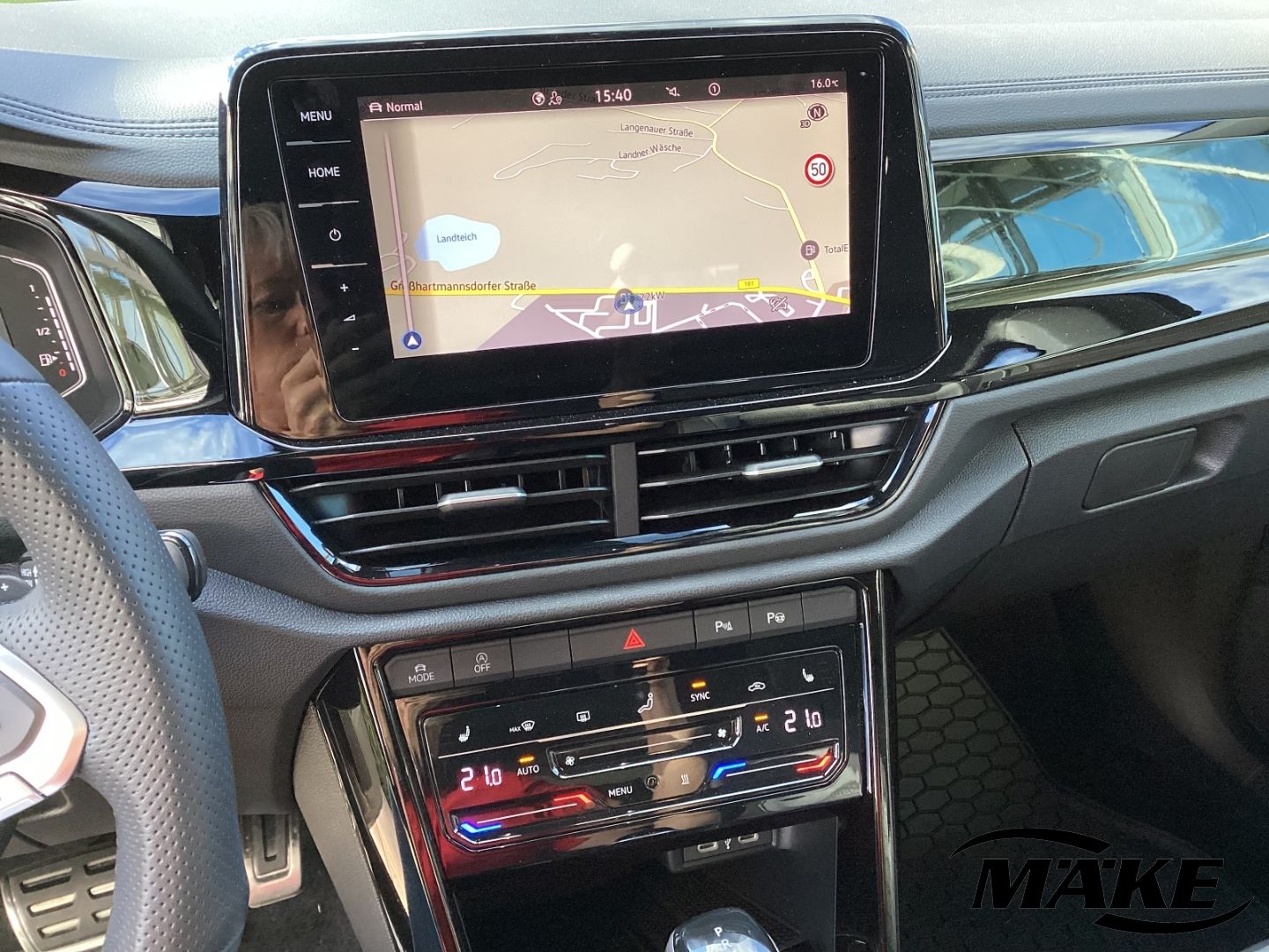 T-Roc R-Line 1.5 TSI DSG AHZV IQ.L ACC BLACK STD