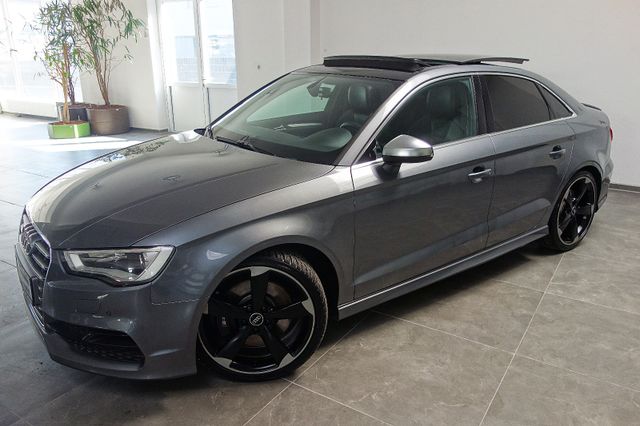 AUDI S3 2.0 TFSI Lim. S-tronic quattro Panoram/19Zoll
