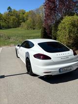 Porsche Panamera GTS  Approved + Service Neu PZ - Porsche Panamera Gebrauchtwagen in München