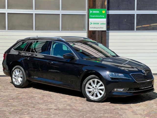 Skoda Superb Combi Style 4x4 AHK