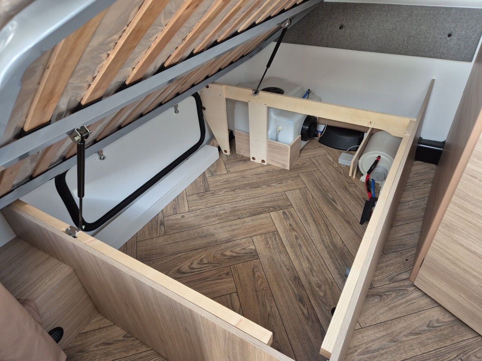 Fahrzeugabbildung Sterckeman Sport Edition 410CP Frühlingsaktion -4345