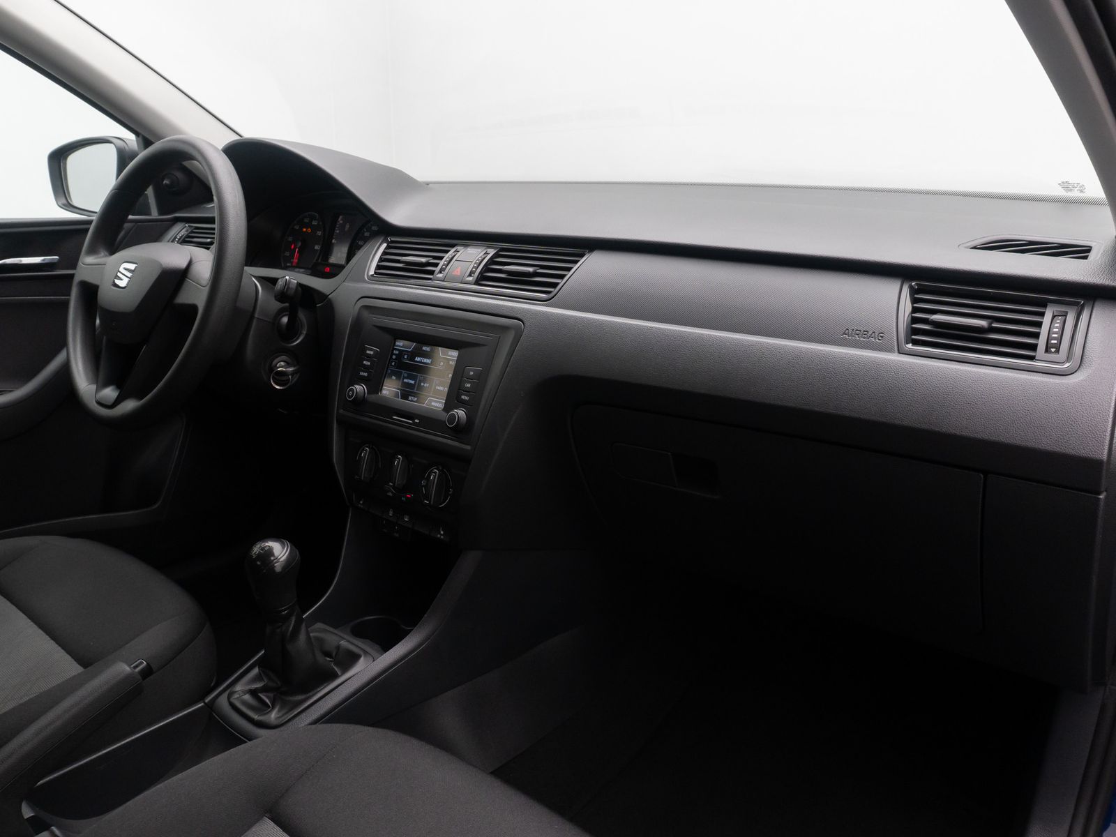Fahrzeugabbildung SEAT Toledo 1.2 TSI 66kW BremsAss ABS Winterpaket LM
