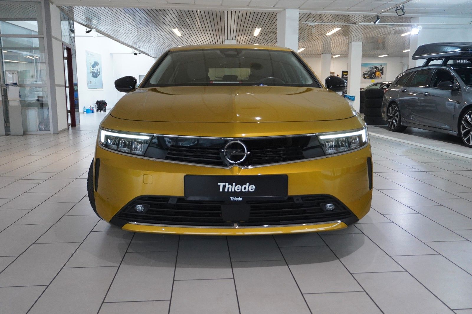 Fahrzeugabbildung Opel Astra L Lim. 1.6 HYBRID EDIT. NAVI/SPORT/KAMERA
