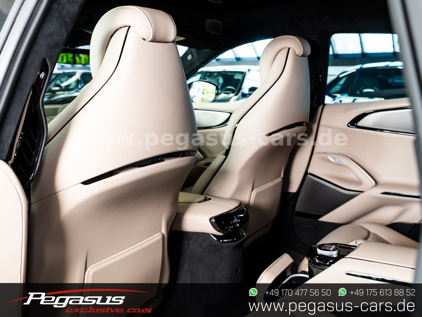 FERRARI Purosangue - 31