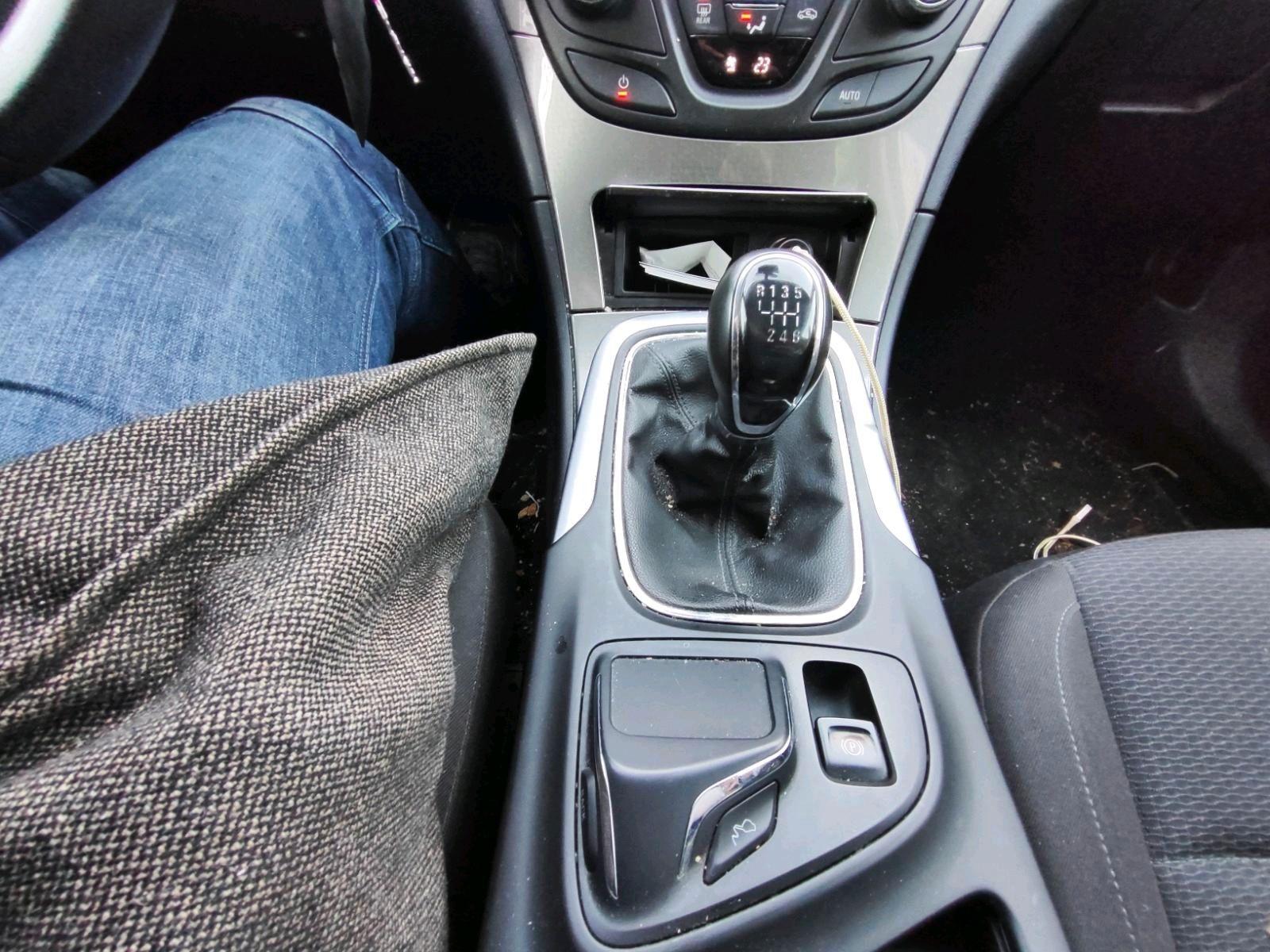 Opel Insignia 2014 — двигун 120 HP (88kW)