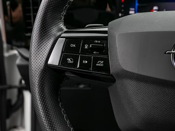 Opel Astra L Sports Tourer 1.5 Elegance Ergonomiesitz