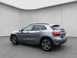 Mercedes-Benz GLA 200 7G AMG Line Skyview - Mercedes-Benz: Sk