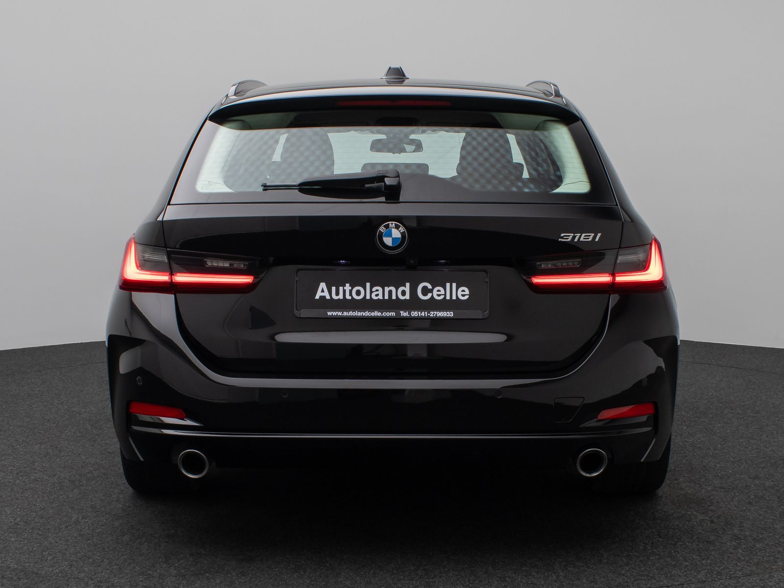 Fahrzeugabbildung BMW 318i Kamera DAB Sportlenkrad CockPit+ Alarm LED