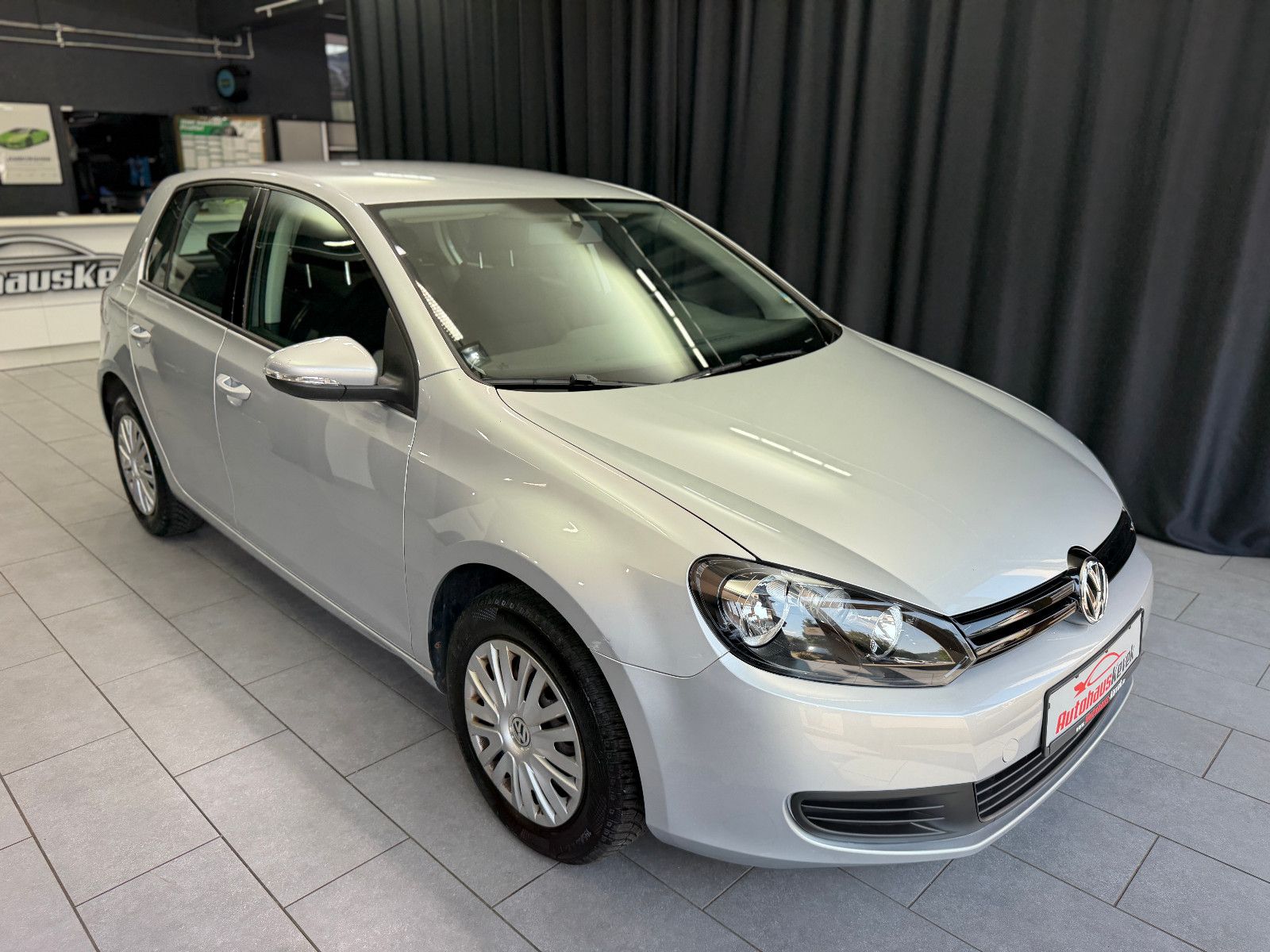 Fahrzeugabbildung Volkswagen Golf VI Trendline|DSG|1.HAND|TÜV NEU