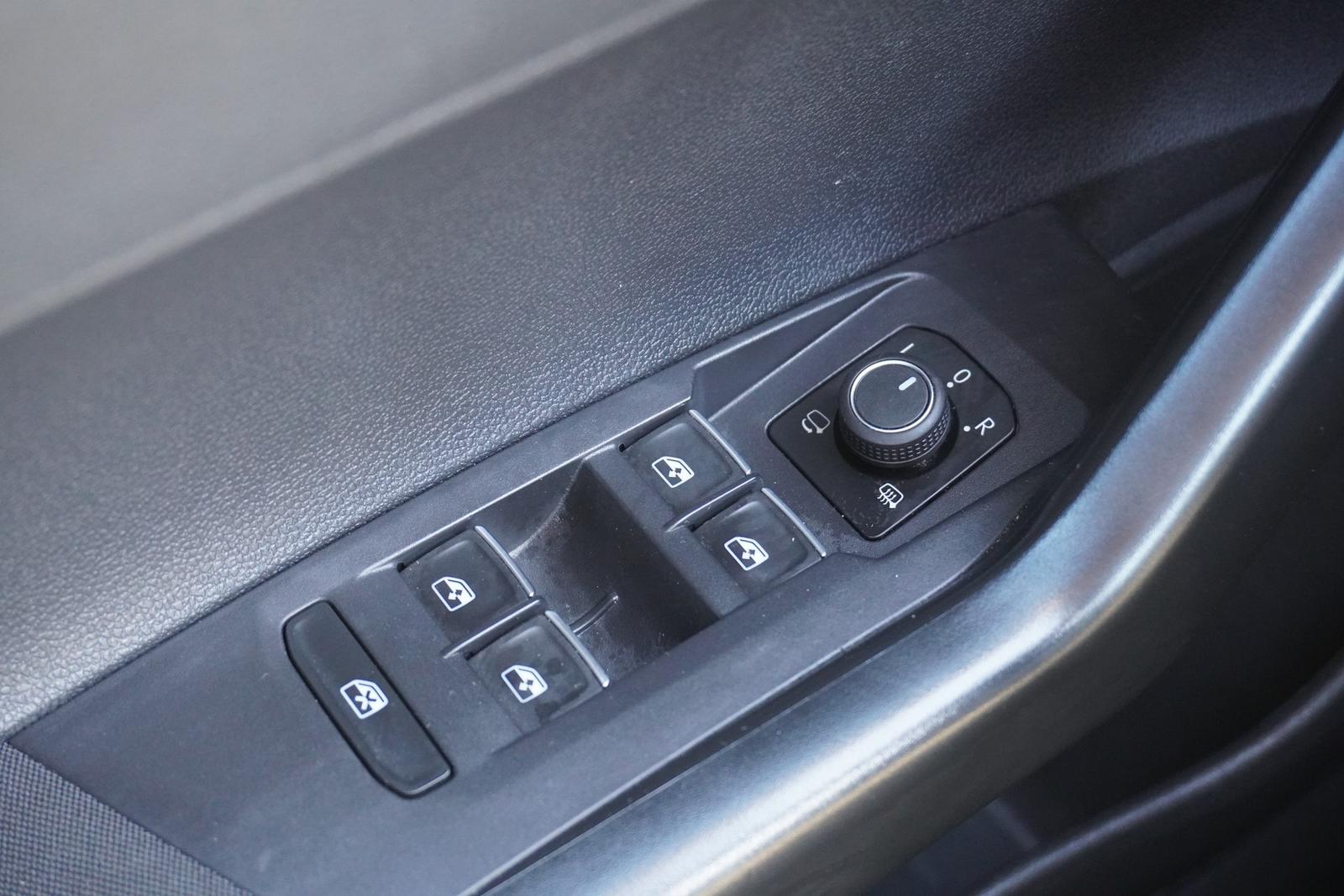 Volkswagen Taigo 1.0 TSI Style LED AHK ACC DAB Kamera Navi, миниатюра 23