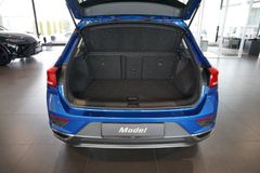 VW T-Roc 2.0 TDI Active | Navi | App | ACC | AHK VW T-Roc 2.0 TDI Active | Navi | App | ACC | AHK