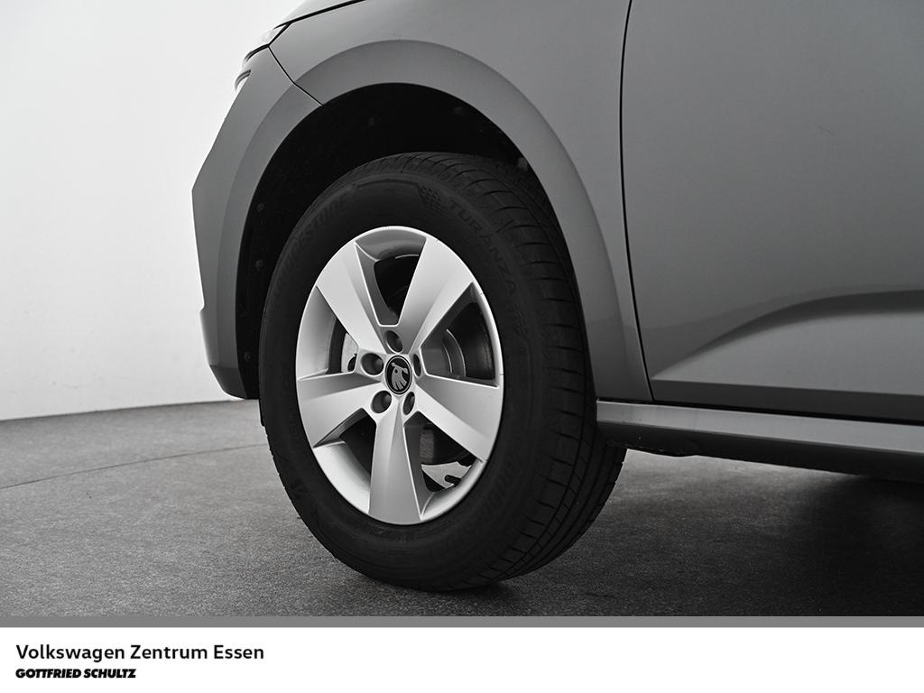 Skoda Kamiq Essence 1 0 TSI LED SH PDC