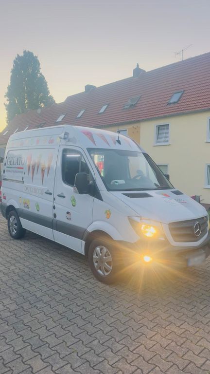 Image of Mercedes-Benz Sprinter