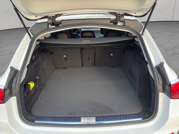 Mercedes E 200 - 5
