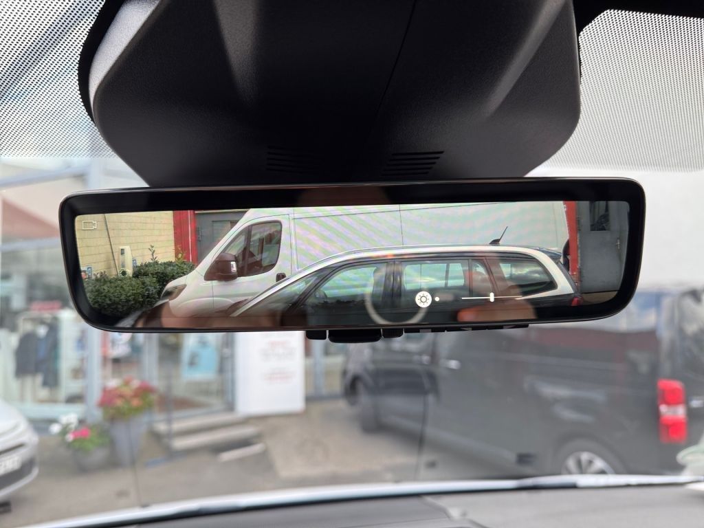 Fahrzeugabbildung Citroën Jumpy 2.0 BlueHDi 145 Standard