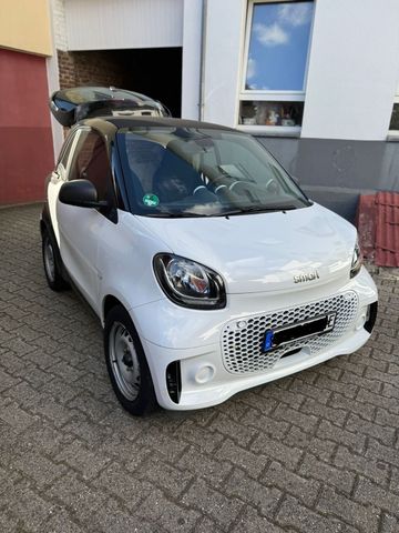 Smart EQ for two Coupé 451