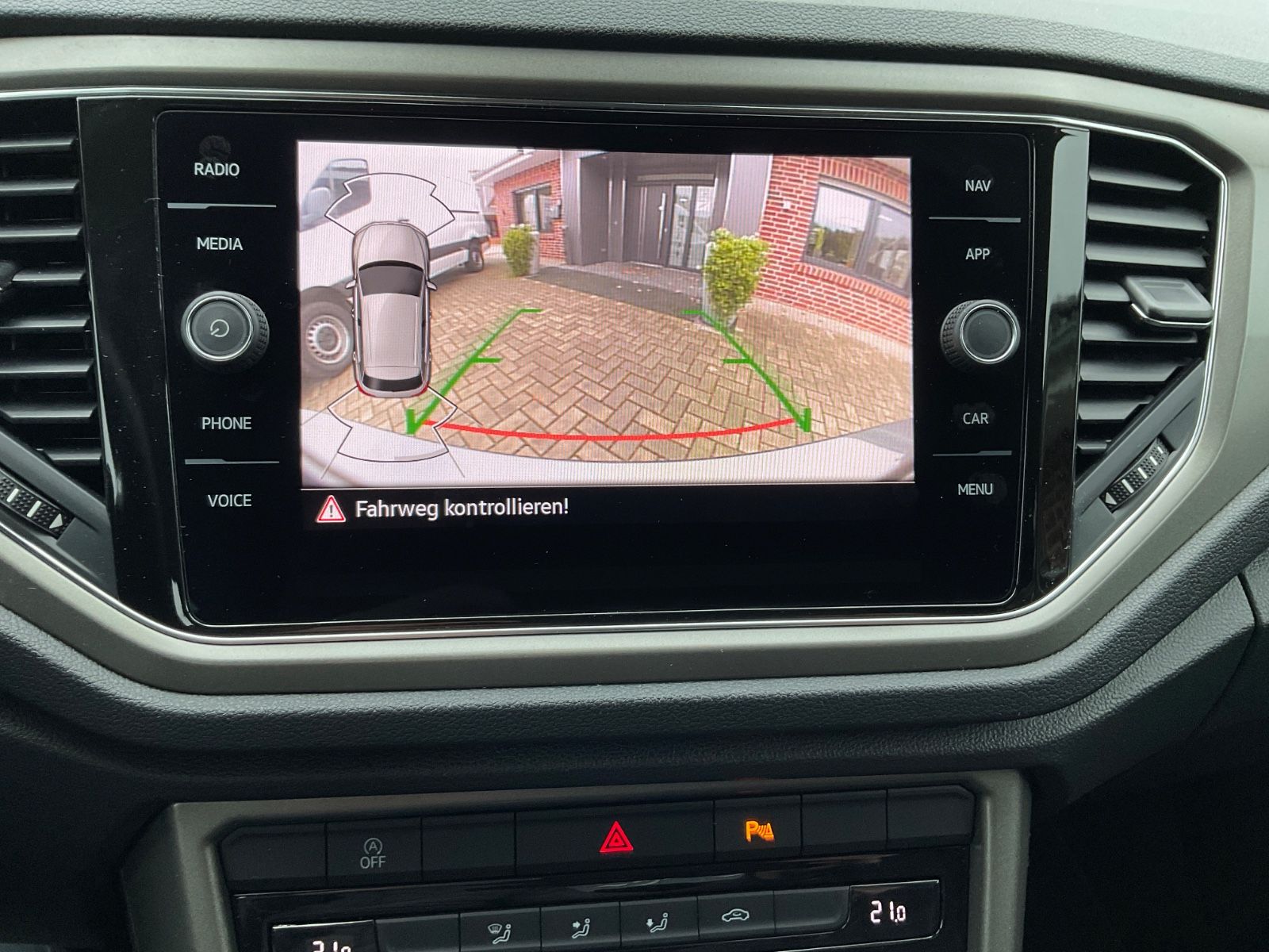 Fahrzeugabbildung Volkswagen T-Roc 2.0 TDI Style,Navi,CarPlay,el.Heckklappe