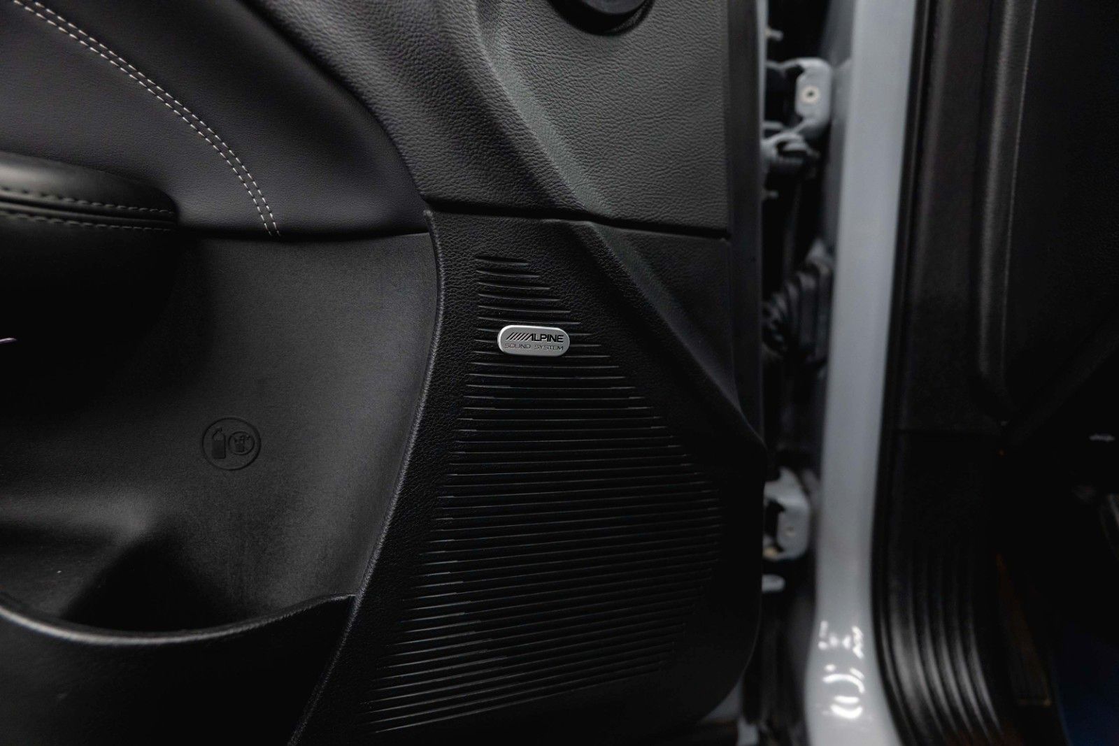 Fahrzeugabbildung Dodge Challenger 5.7 V8 R/T SRT Performance 6-Gang 19%