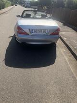 Mercedes-Benz SL 500, silber, 26.701km, Bj 2006 - gebrauchte Mercedes-Benz SL 500 aus dem Jahr 2006
