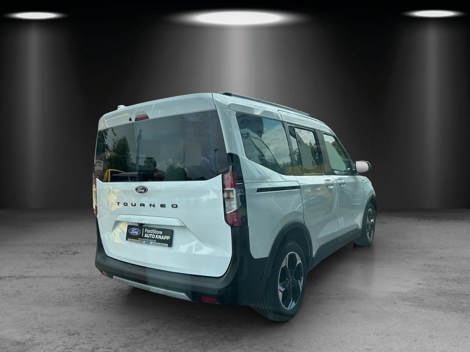 Fahrzeugabbildung Ford Tourneo Courier 1,0 Ecoboost Active