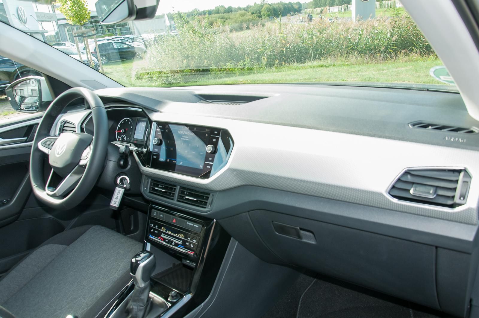 Fahrzeugabbildung Volkswagen T-Cross 'Move' 1.0 l TSI OPF 110 PS 7-Gang-DSG N