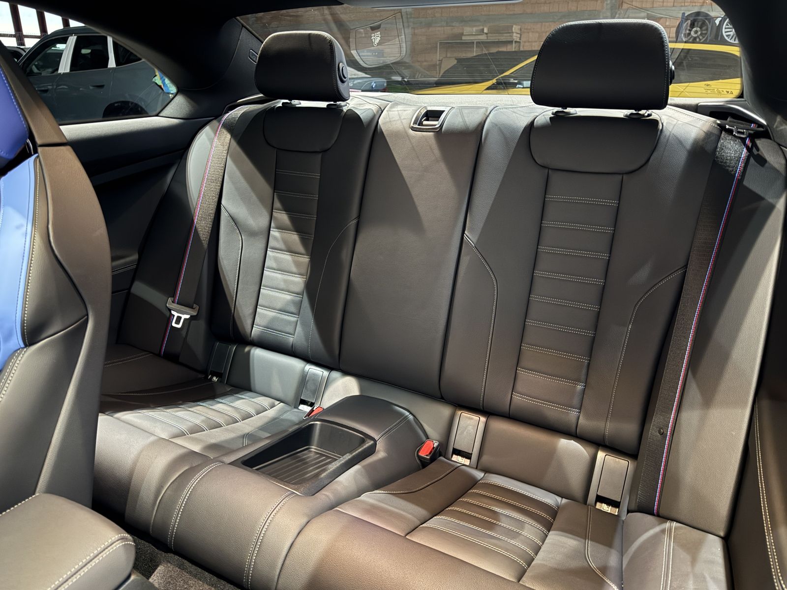 Fahrzeugeinzelansicht 13 Fahrzeugabbildung BMW M2 Coupé |Glasdach elektr. |Sitzverst. mit Memor