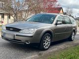 Ford Mondeo Turnier MK3 2.5 V6 - Ford Mondeo: Kombi, Mk3