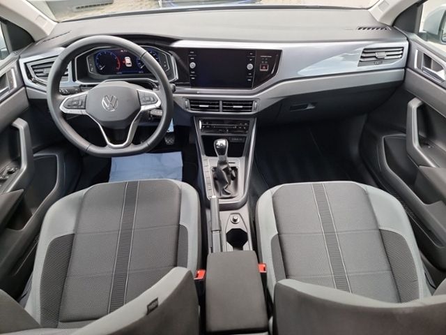 Fahrzeugabbildung Volkswagen Polo 1.0 TSI STYLE IQ.DRIVE IQ.LIGHT LED KLIMA A
