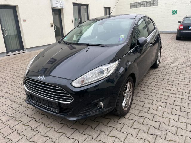 Ford Fiesta Titanium  GUTER ZUSTAND