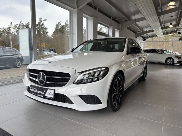 MERCEDES-BENZ C 300 Limousine LED*RFK*AMBIENTE*NIGHT