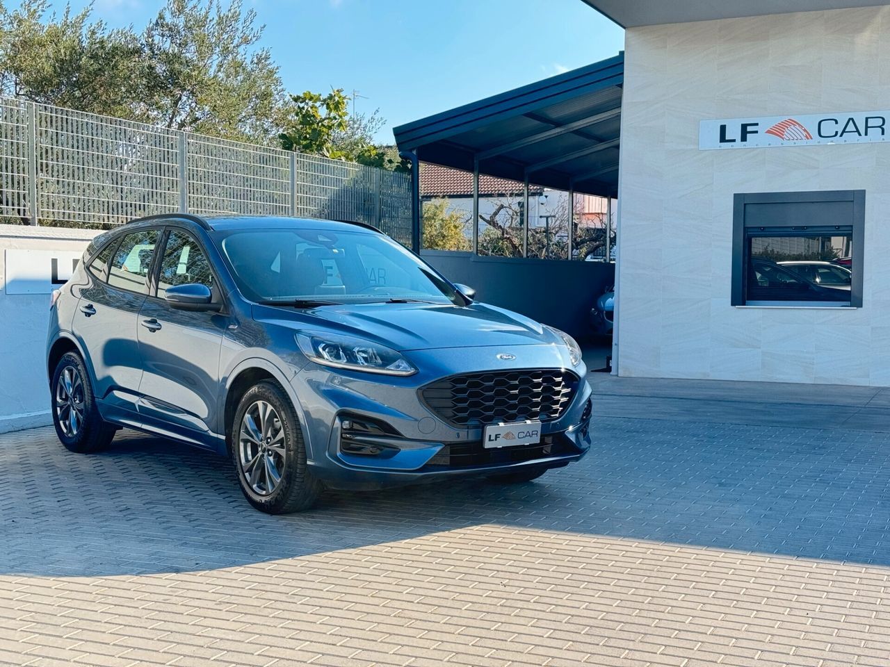 Ford Kuga 1.5 EcoBlue 120 CV aut. 2WD ST-Line X imagem 3