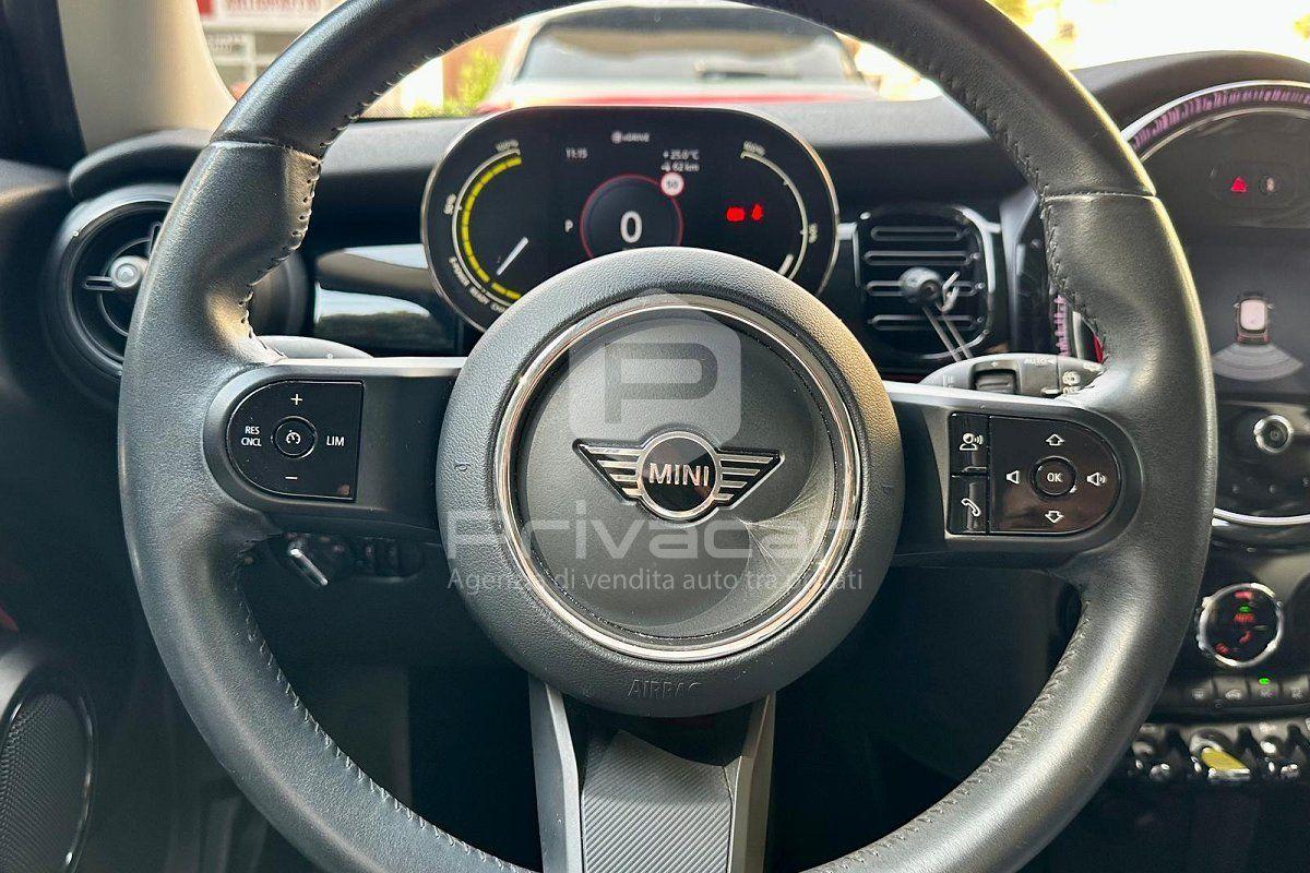 Mini Cooper SE Camden 184ch BVA - 1 ère main - Carnet entretien - Pneus toutes saison - Led