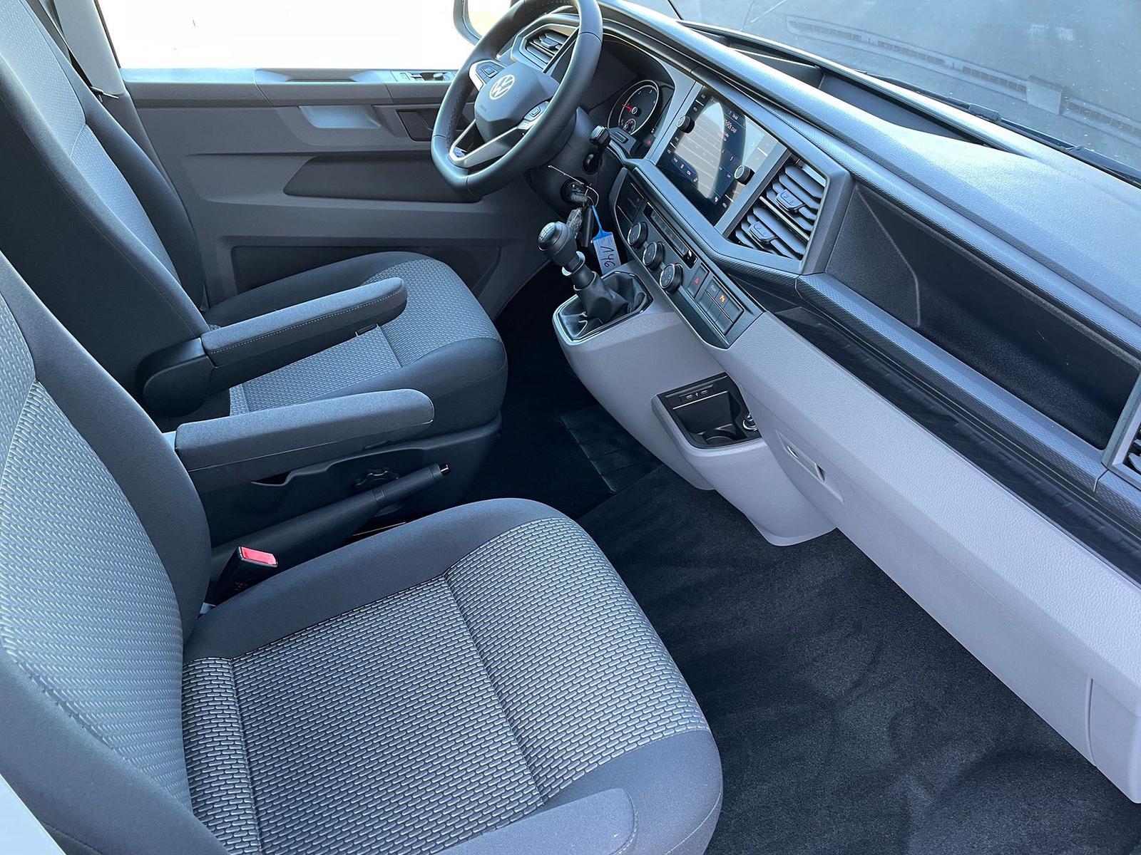 Volkswagen T6.1 Transporter Kombi KR LED STANDHZ ACC NAVI