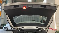 Fahrzeugabbildung Mercedes-Benz C200 T AMG-Line Night LED Kamera Burmester 19"
