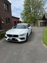 Volvo V60 D3 Geartronic Momentum Core Momentum Core - Volvo V60: Momentum Core