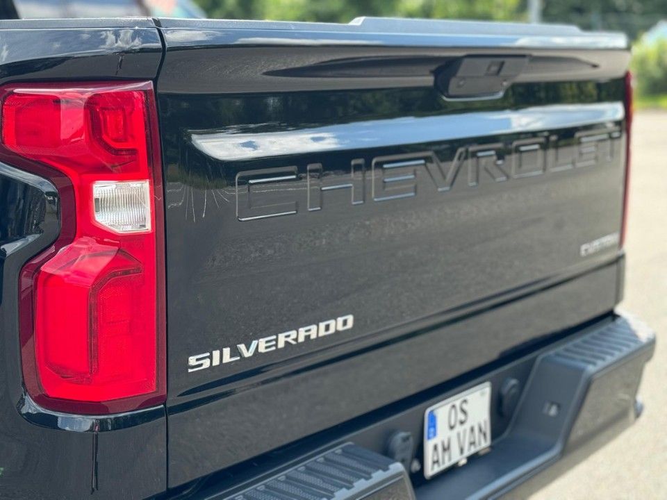 Fahrzeugabbildung Chevrolet Silverado K1500 4x4 6 Sitzer LongBed MwSt.