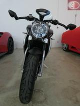 MV Agusta BRUTALE 800 DRAGSTER*REIFEN NEU*SCOTT OILER* - MV AGUSTA 800 BRUTALE