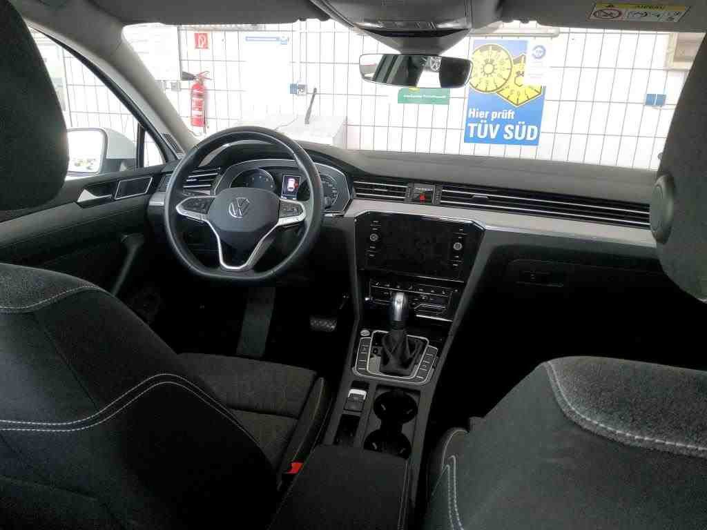 Volkswagen Passat Variant - Bild 6