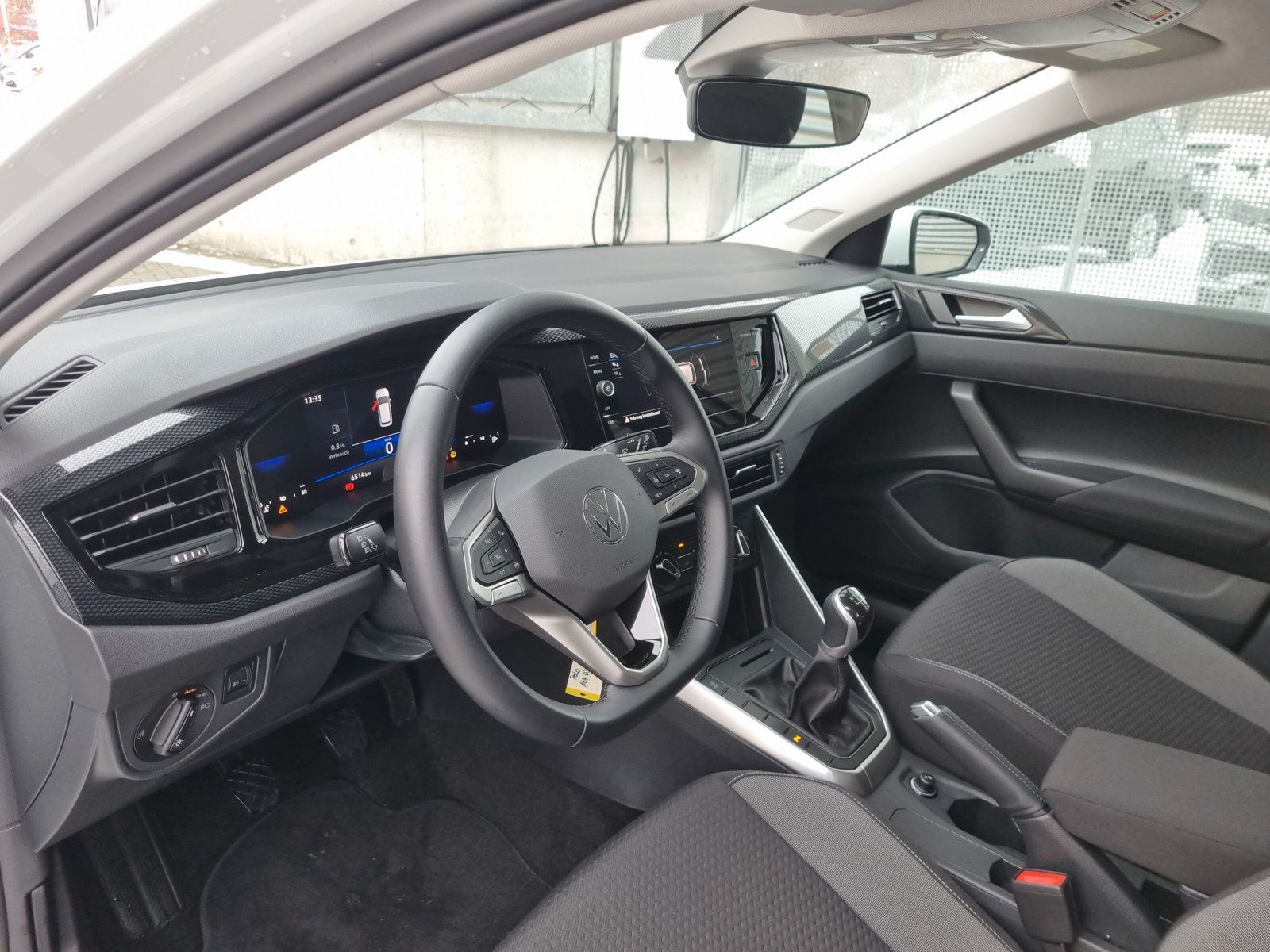 Fahrzeugabbildung Volkswagen Polo 1.0 Life LED DAB PDC