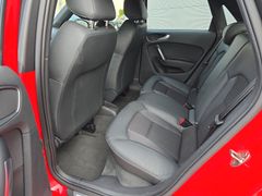 Fahrzeugabbildung Audi A1 Sportback 1.2 TFSI S line Xenon PDC SHZ