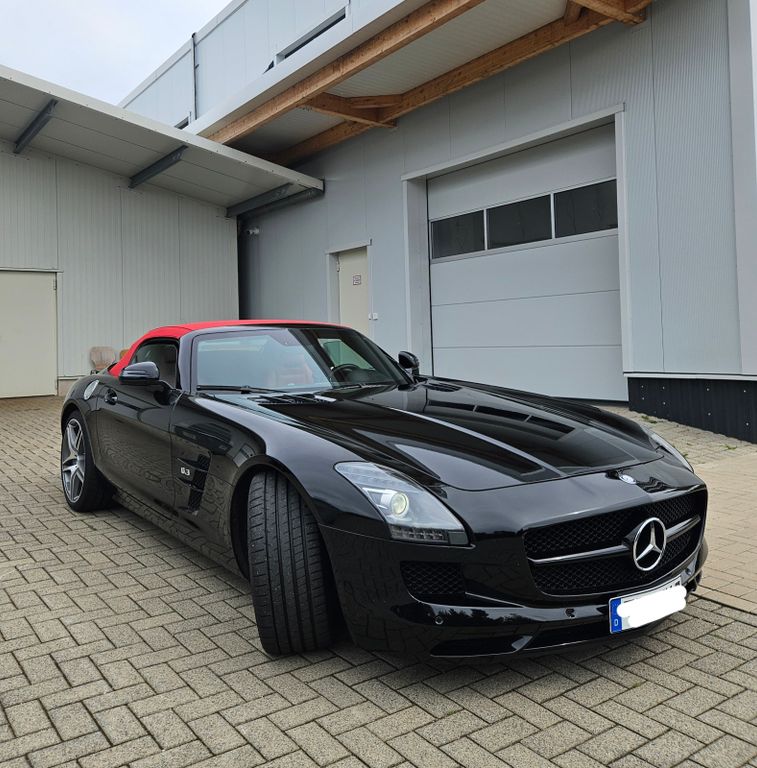 Mercedes-Benz SLS AMG