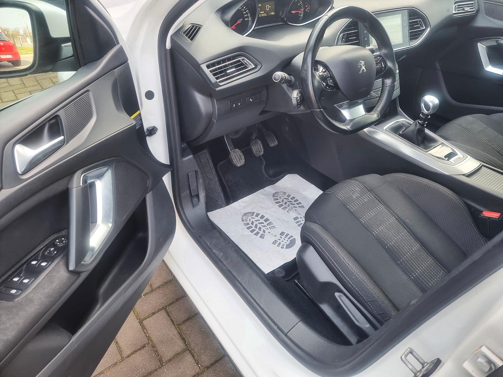Peugeot 308 SW Allure NAVI KAMERA TEMP SITZH LED PDC ALU
