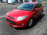Ford Focus Lim. Titanium - Ford Focus aus 2012: Titanium
