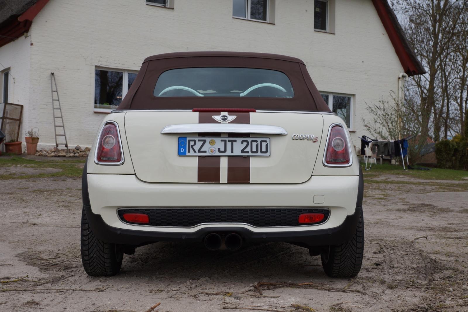MINI Cooper S Cabrio *Akrapovic* *Harman Kardon*