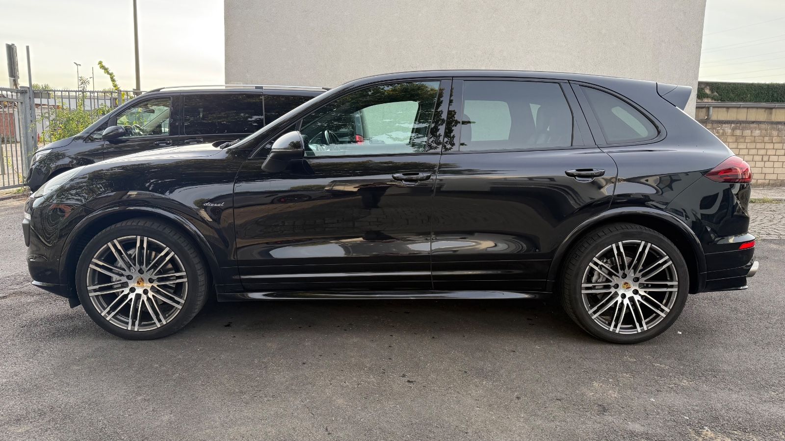 Fahrzeugabbildung Porsche Cayenne S Diesel Sport Design