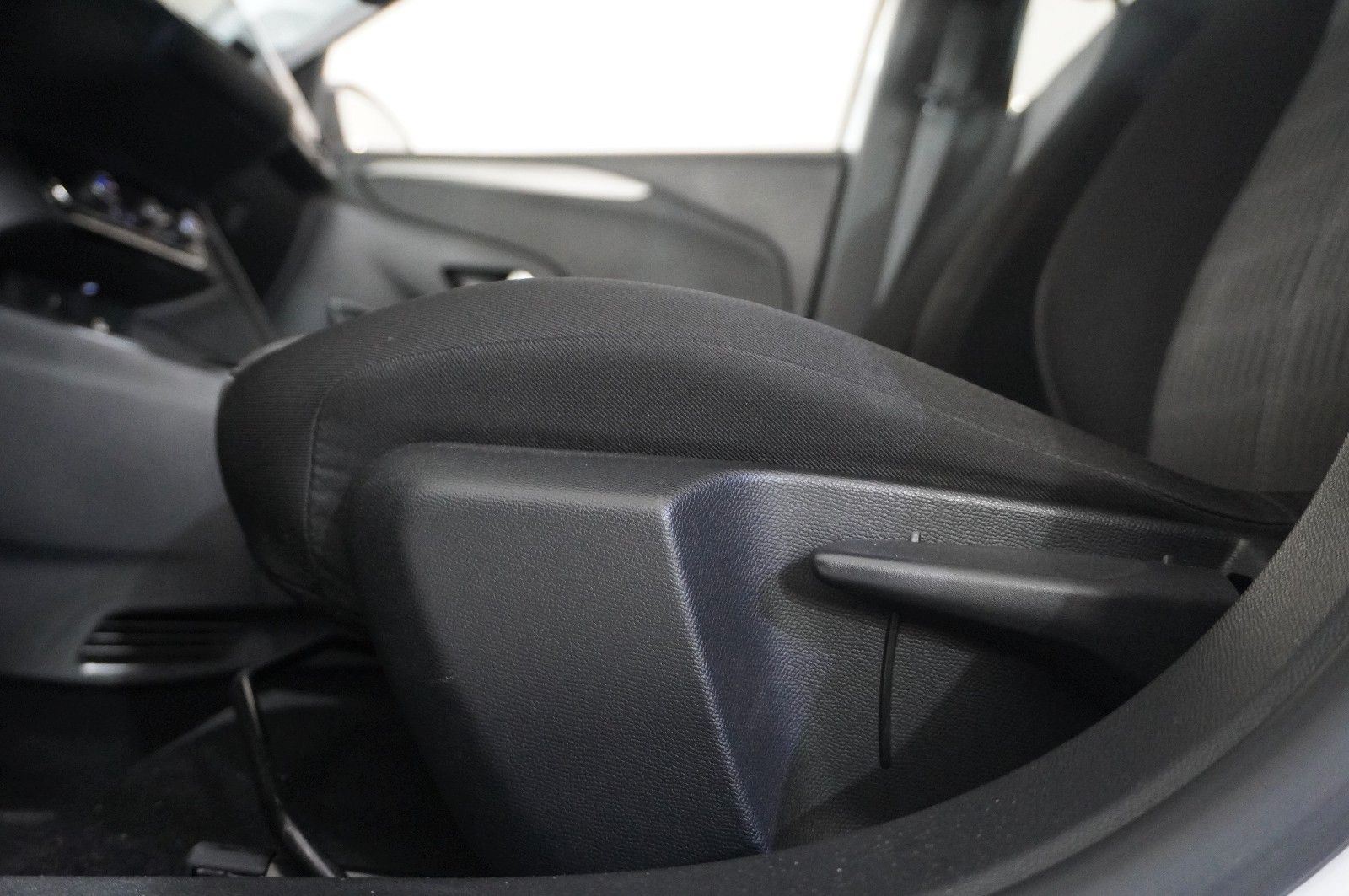 Fahrzeugabbildung Opel Corsa-e  EDITION 7,4kw/50kwh/Wärmepumpe